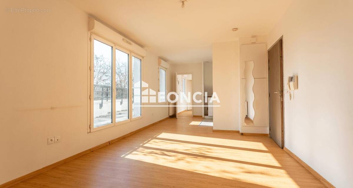 Appartement à ATHIS-MONS