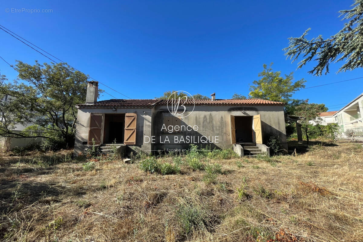 Maison à SAINT-MAXIMIN-LA-SAINTE-BAUME