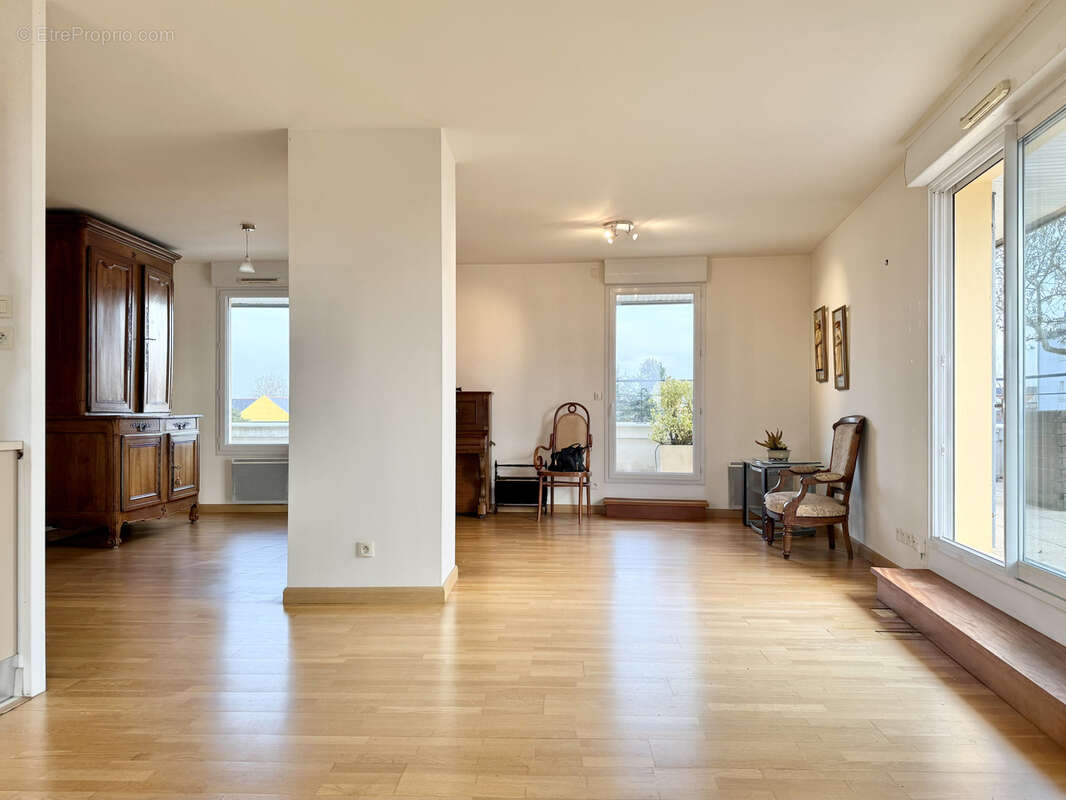 Appartement à REZE