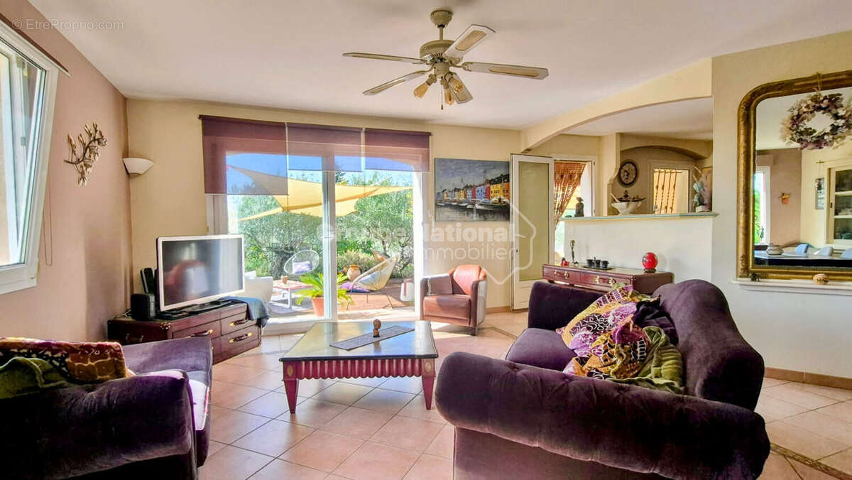 Maison à ROCHEFORT-DU-GARD