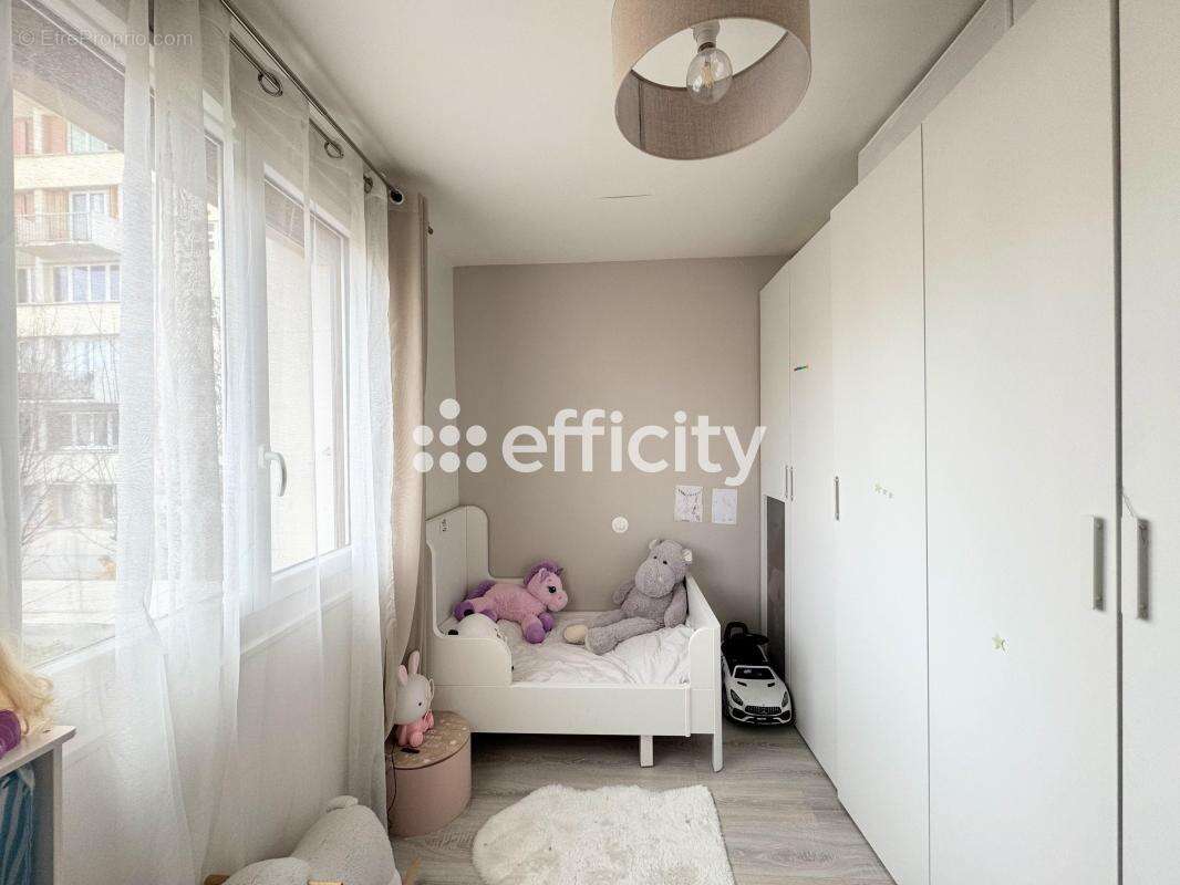 Appartement à VITRY-SUR-SEINE