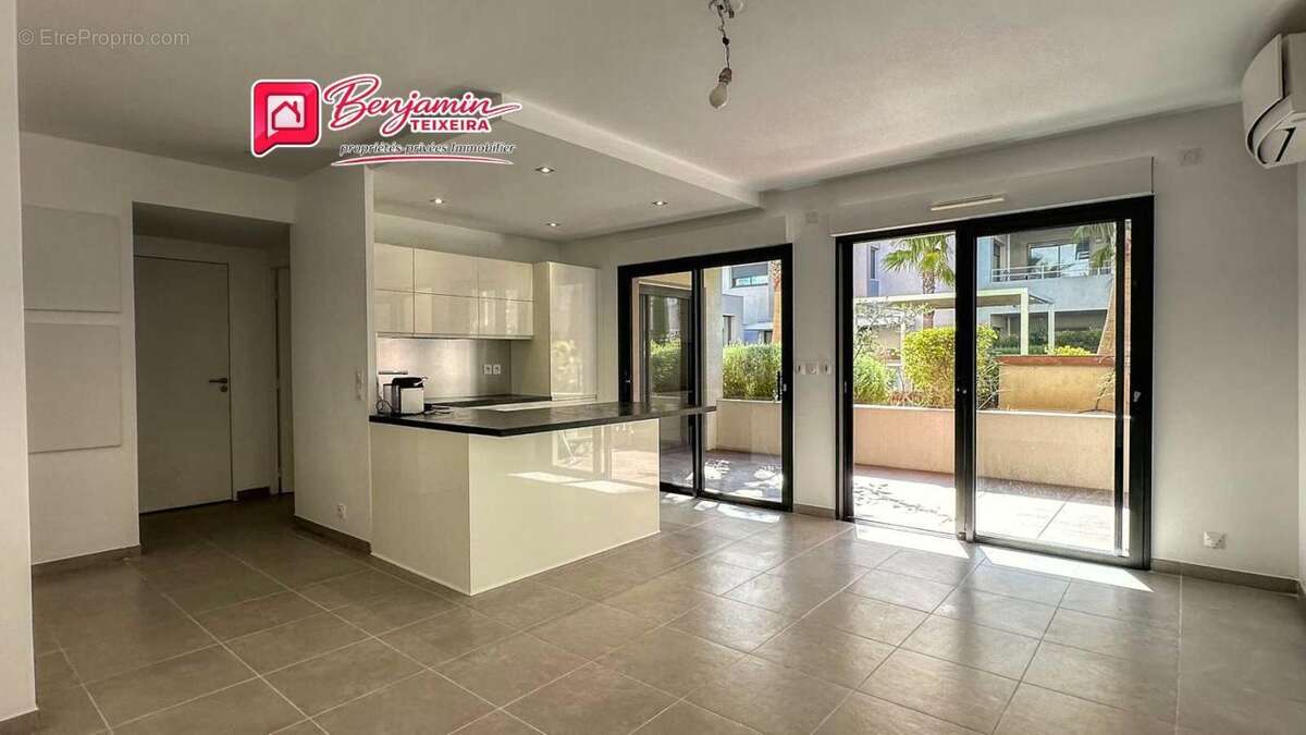 Appartement à FREJUS