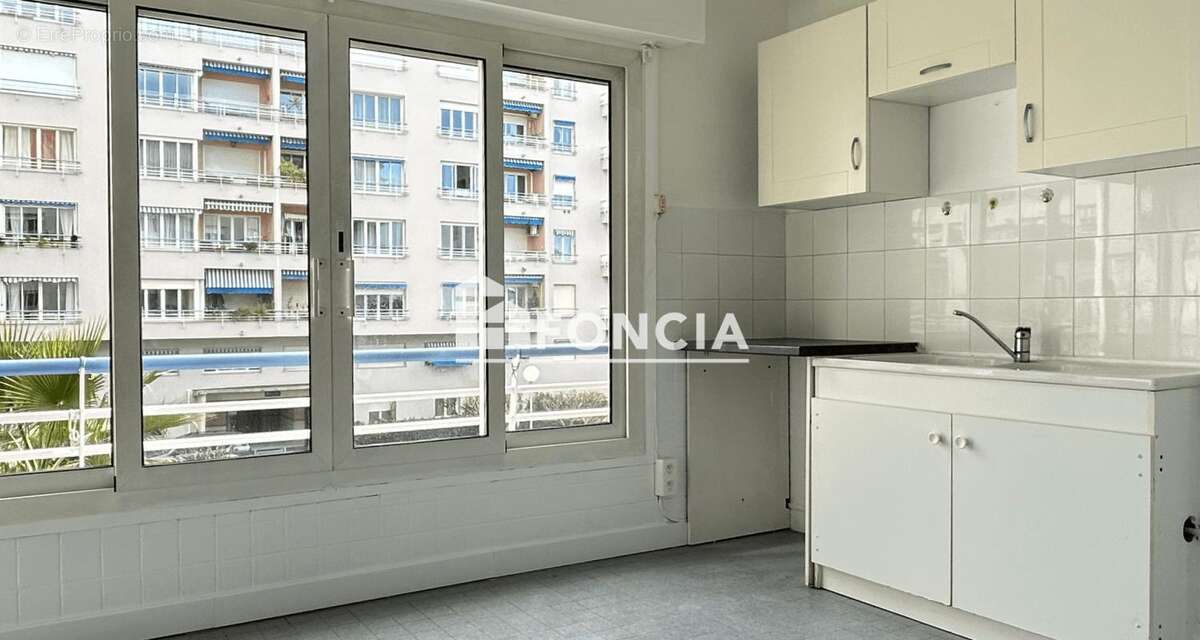 Appartement à CAGNES-SUR-MER