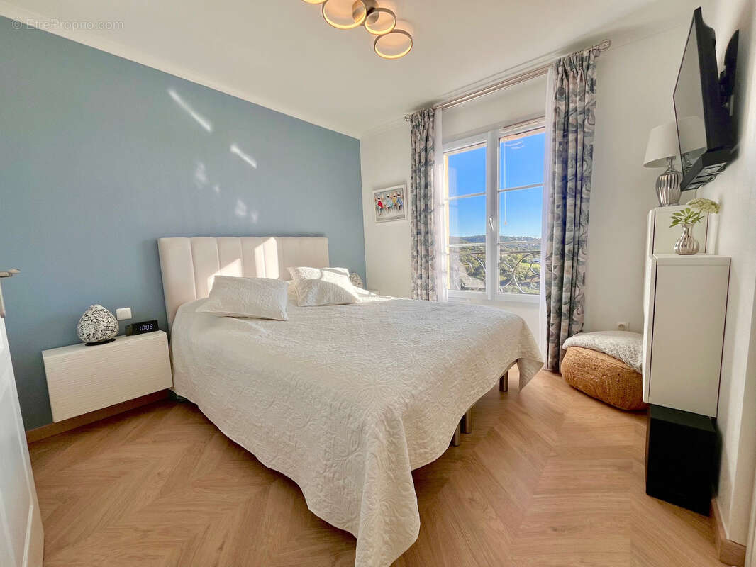 Maison à LES ISSAMBRES