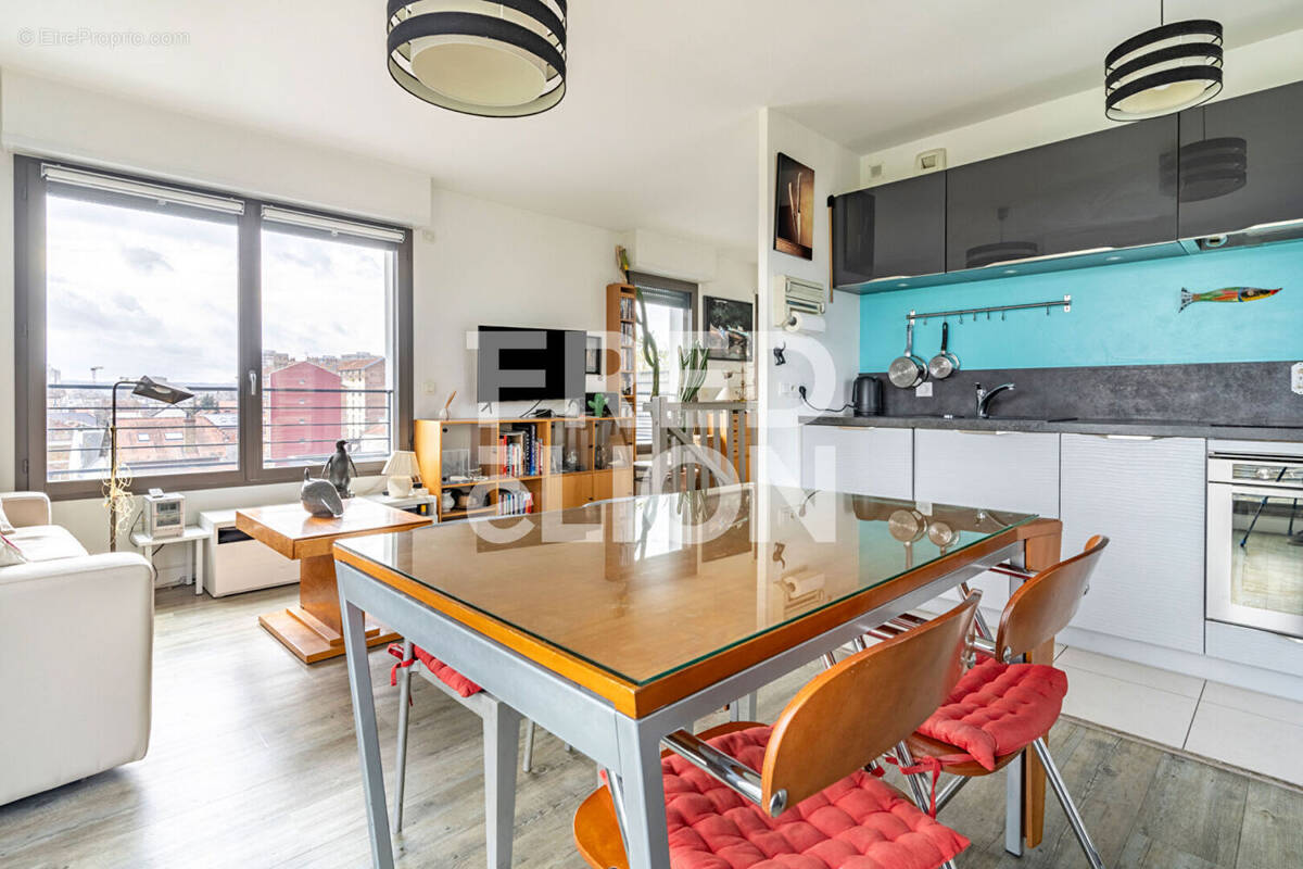 Appartement à NANTERRE