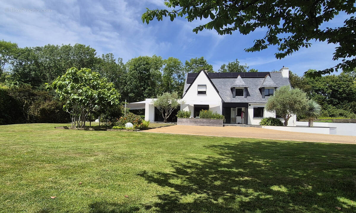 Maison à CLOHARS-CARNOET