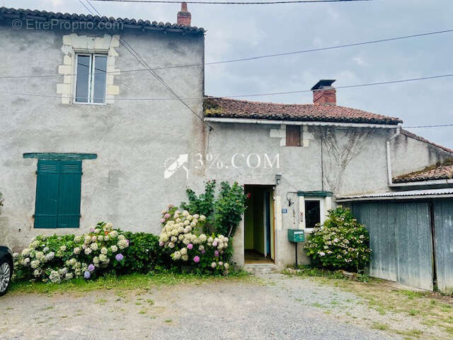 Maison à HAUTE-GOULAINE