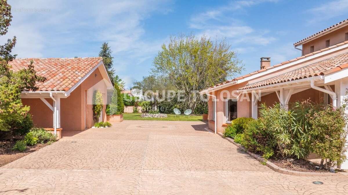 Maison à MONTASTRUC-LA-CONSEILLERE