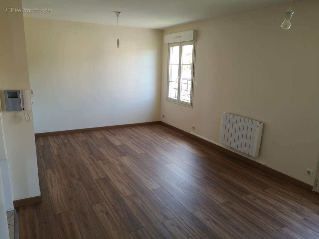 Appartement à ASNIERES-SUR-OISE