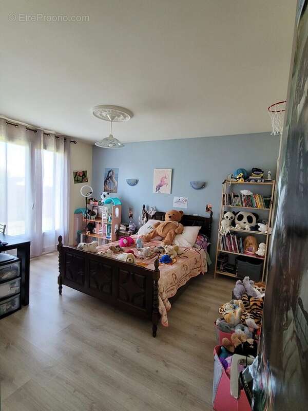 Maison à LE PALAIS-SUR-VIENNE