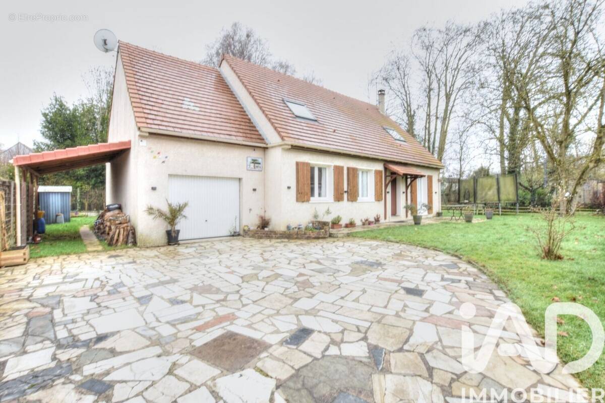 Photo 1 - Maison à LA FERTE-ALAIS