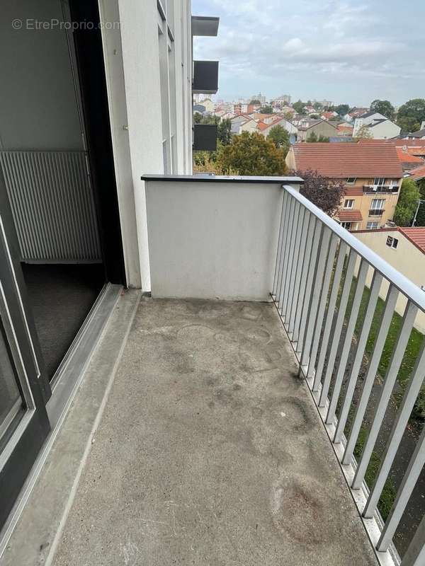 balcon 3.85 m&amp;sup2; - Appartement à MONTREUIL