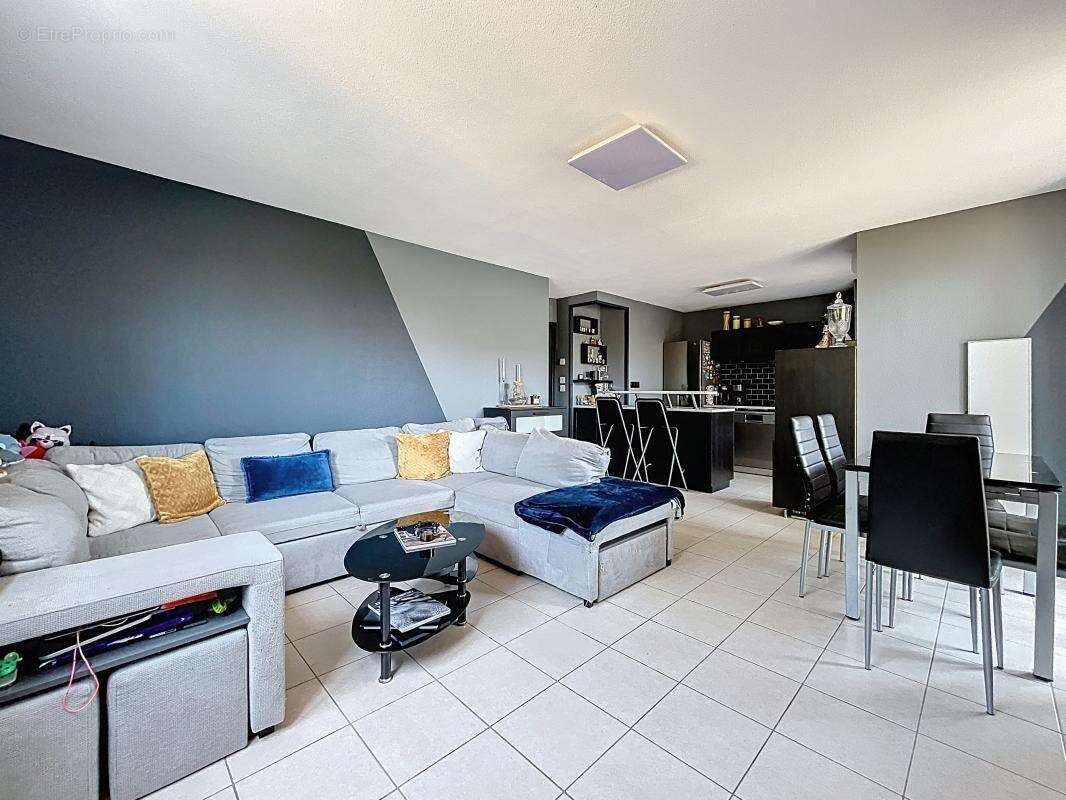 Appartement à GRIGNY