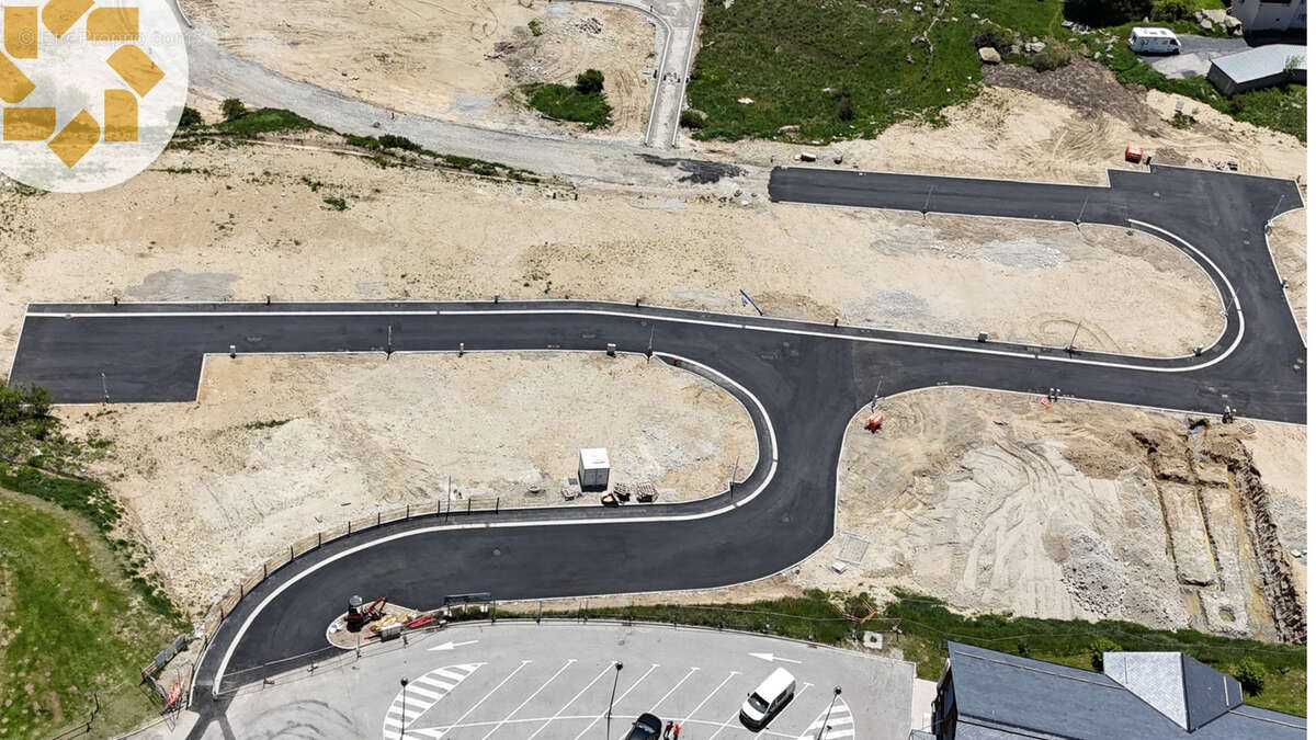 Terrain à bâtir viabilisé de 345m2 - photo 10