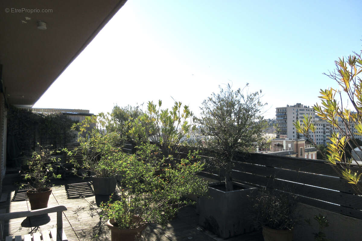 Appartement à MARSEILLE-8E