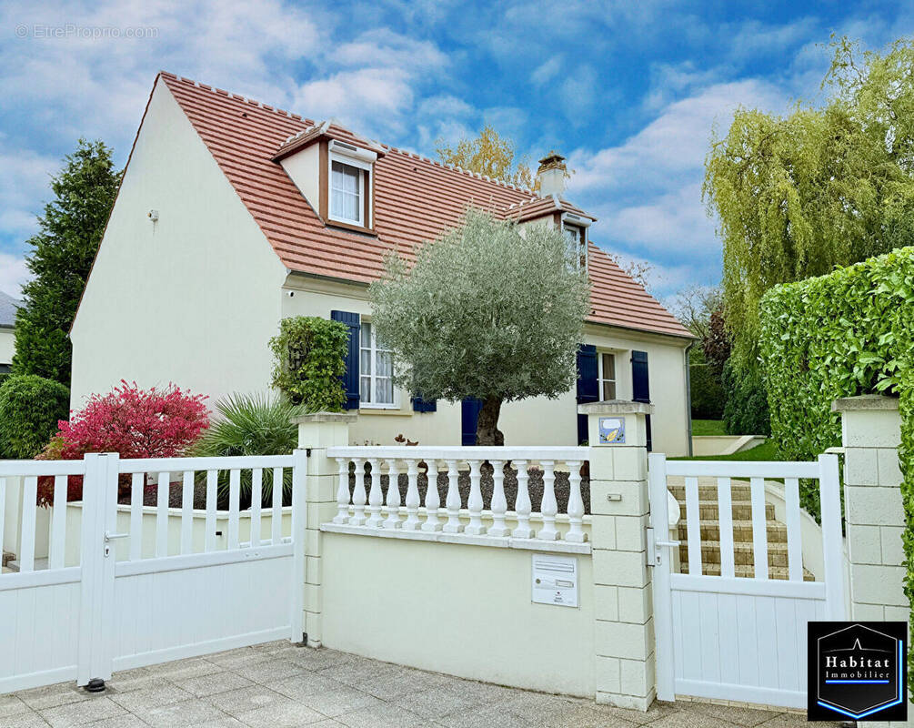 Maison à NANTEUIL-LE-HAUDOUIN