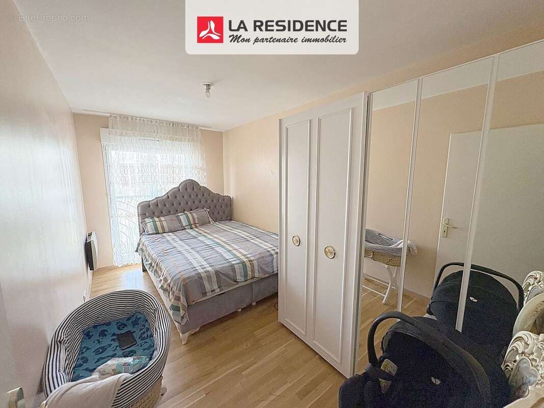 Appartement à EPINAY-SUR-SEINE