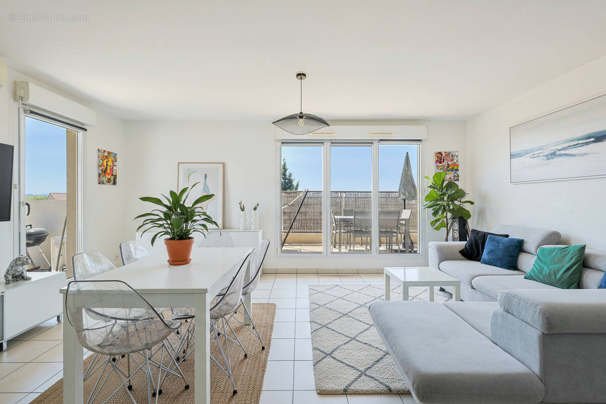 Appartement à MARSEILLE-14E