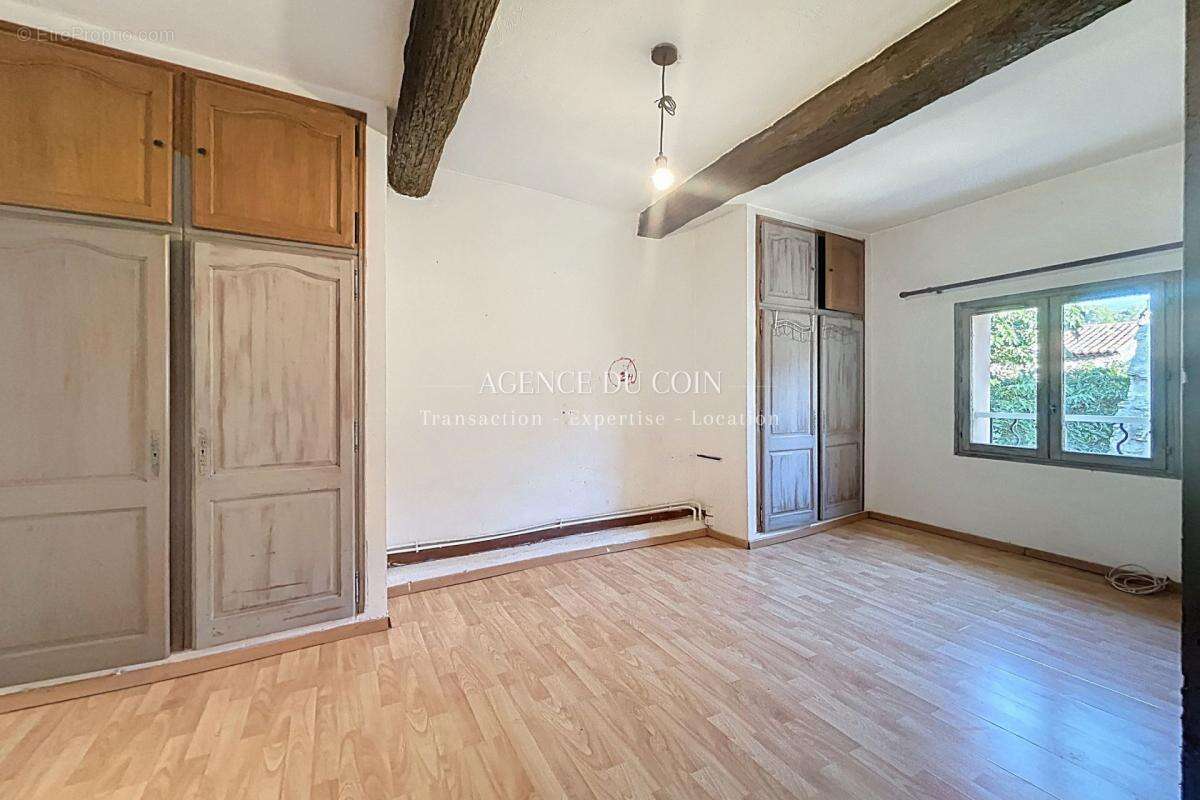 Maison à TRANS-EN-PROVENCE