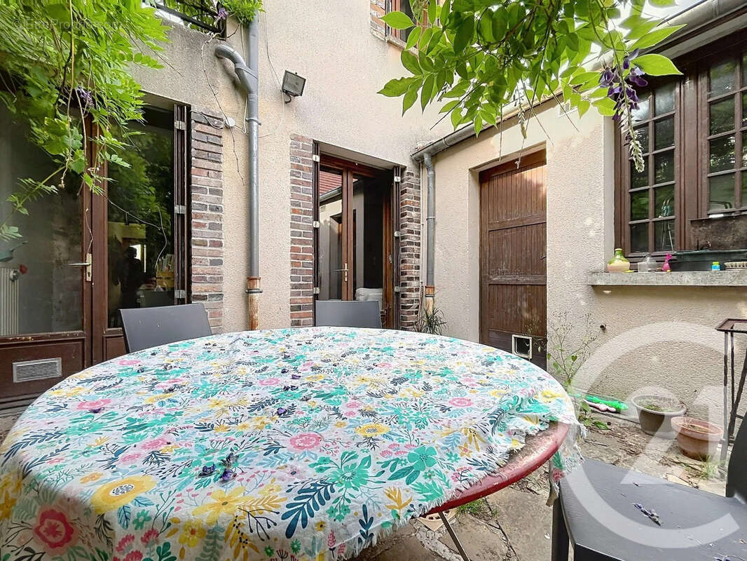 Maison à SENS