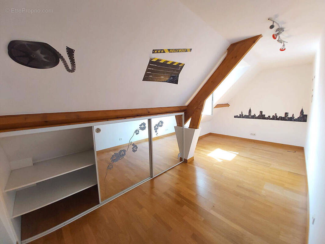 Maison à VILLEMOMBLE