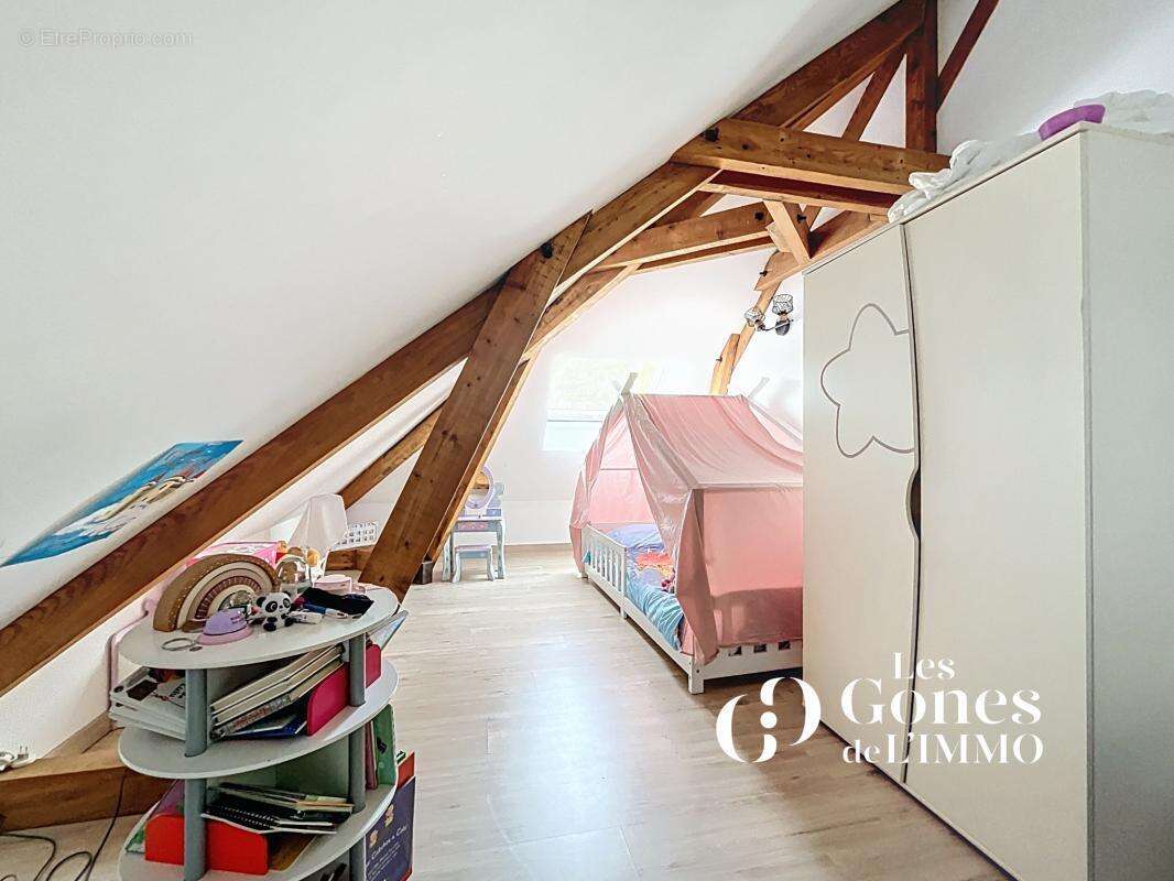 Maison à FRANCHEVILLE