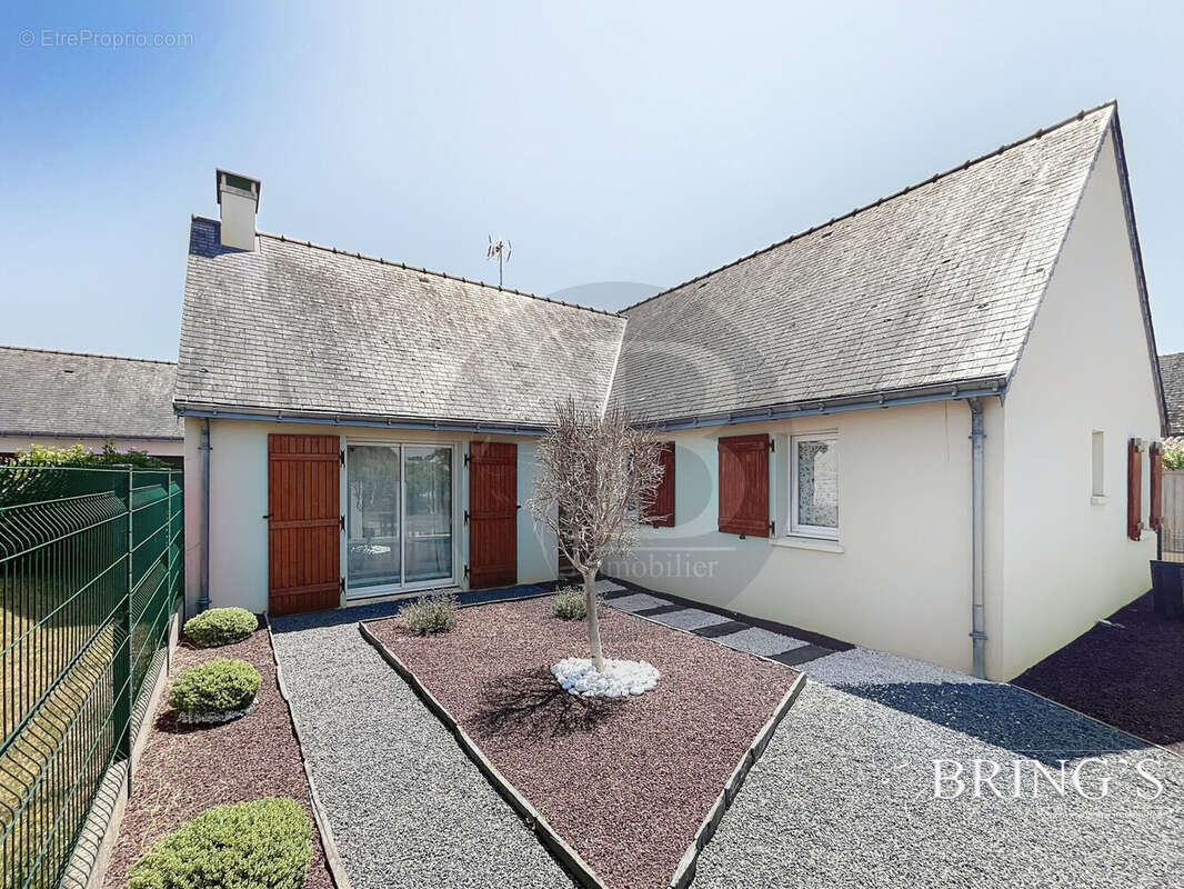 Maison à SAINT-LYPHARD