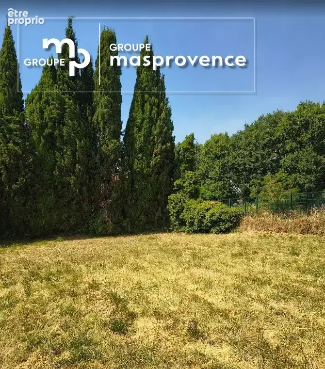 Terrain à LORIOL-DU-COMTAT