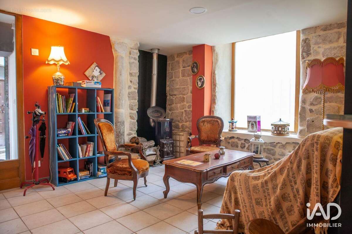 Photo 6 - Commerce à LARGENTIERE