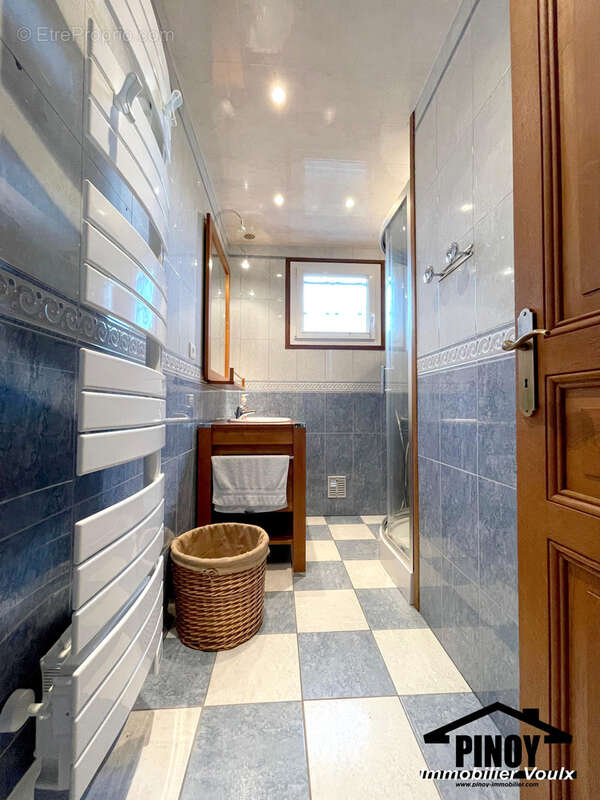 Maison à VILLEMARECHAL