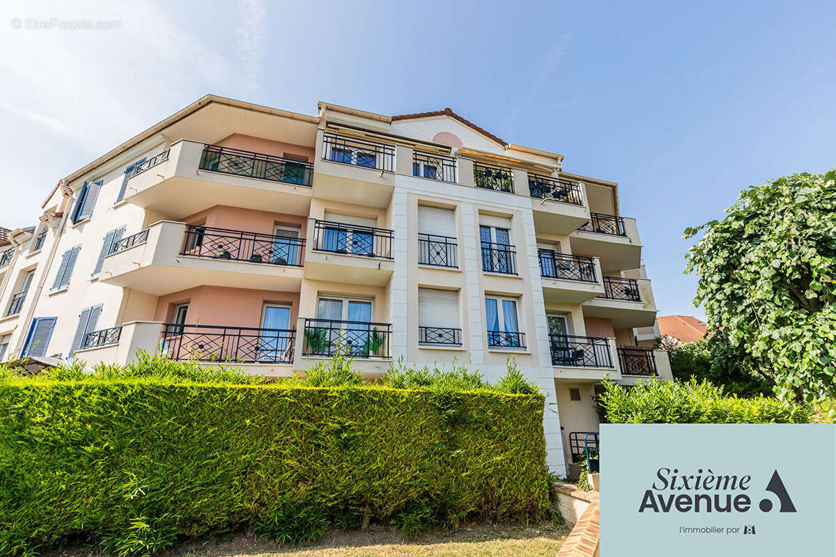 Appartement à CHILLY-MAZARIN