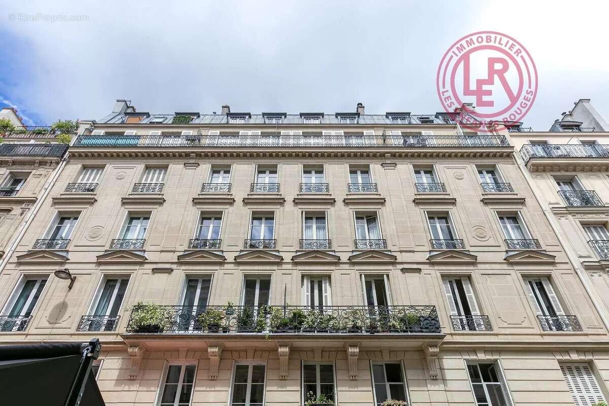 Appartement à PARIS-3E