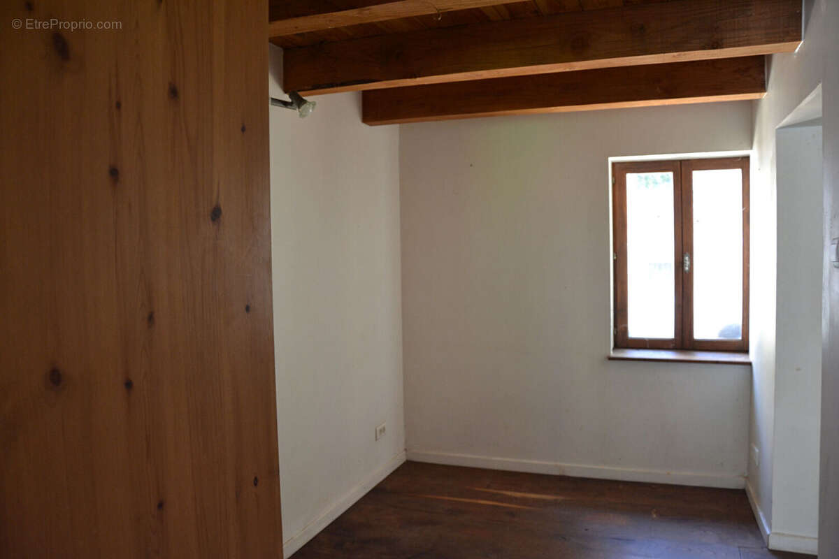 Courniou dans hameau Maison de 84 m2 avec terrasse et  terrains - photo 14
