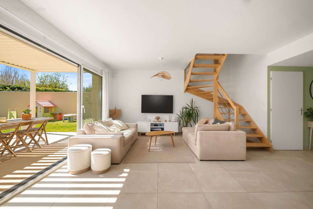 Photo 5 - Maison à SERPAIZE