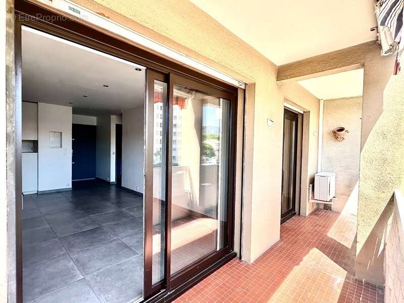 Appartement à MARSEILLE-10E