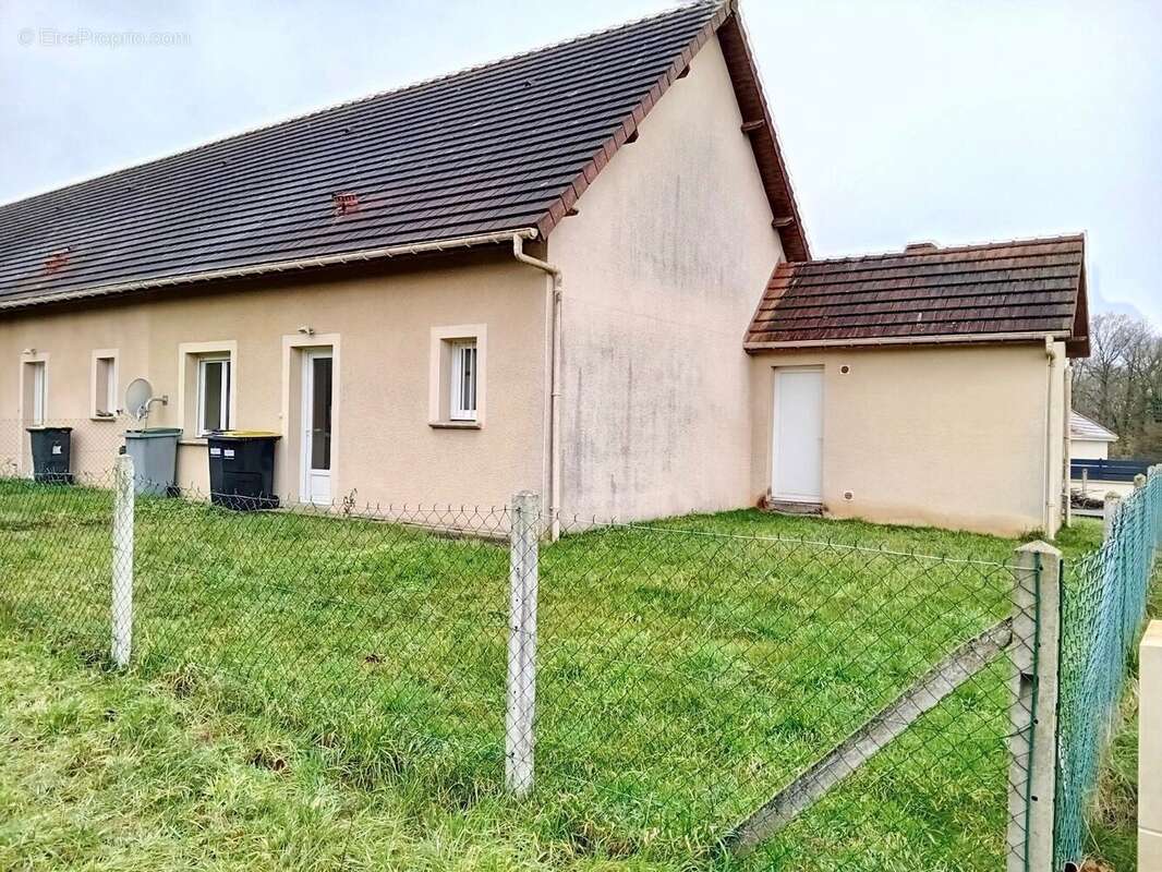 Maison à VANDRIMARE