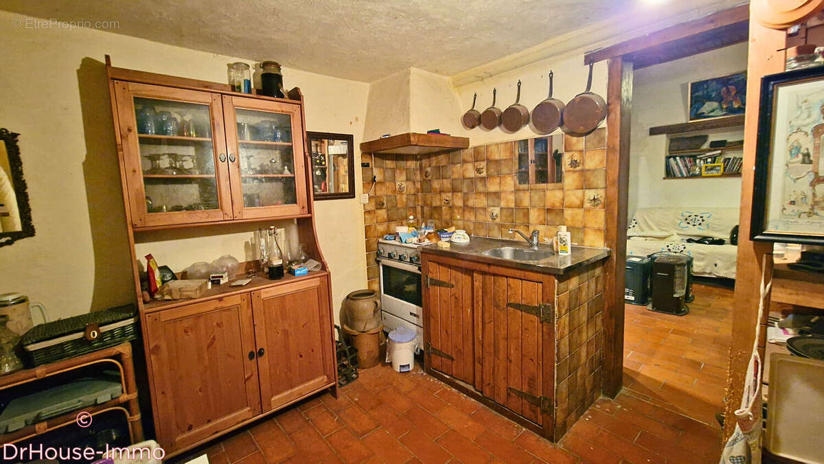 Maison à PUYLAROQUE