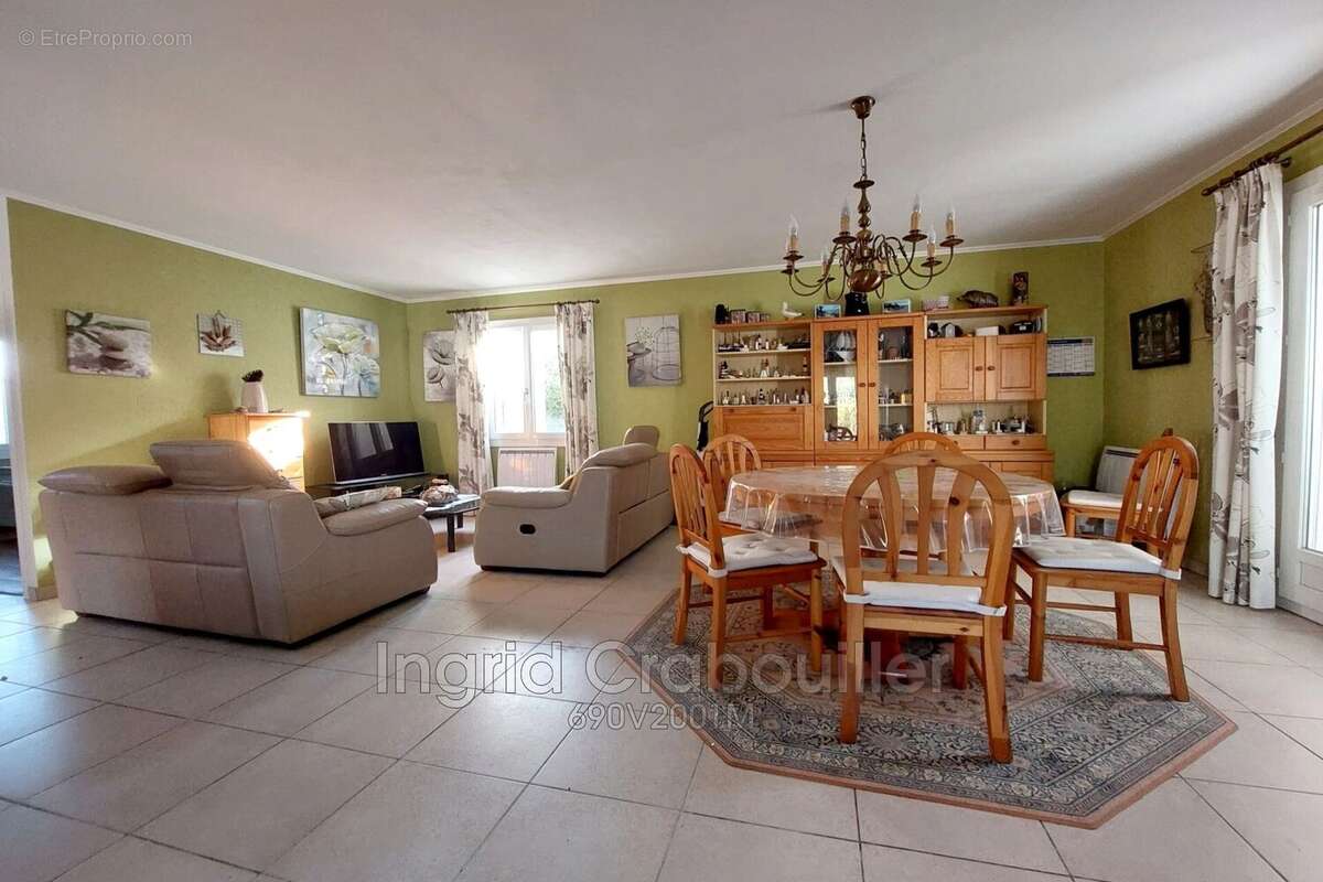 Maison à VAUX-SUR-MER