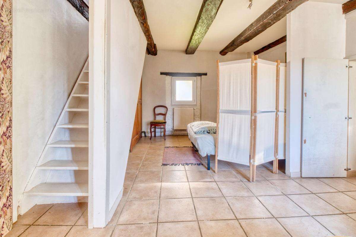 Maison à COULOUNIEIX-CHAMIERS