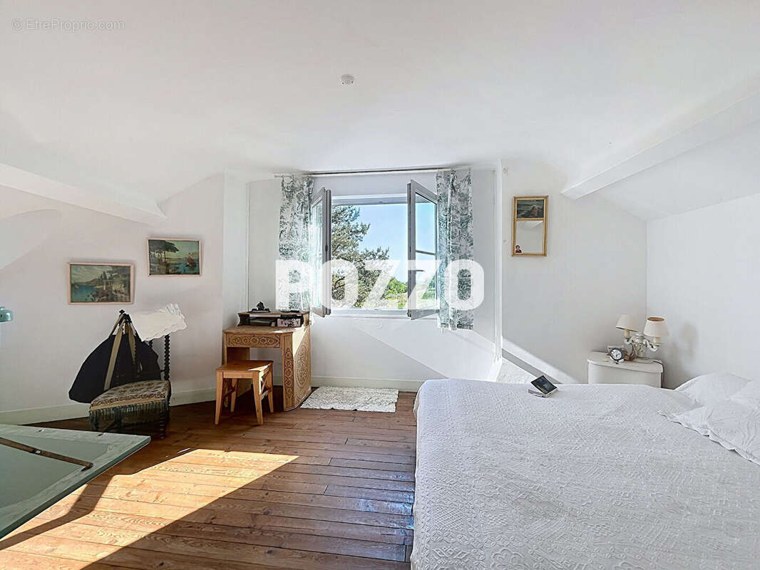 MAISON  86 m2 SAINT-PAIR-SUR-MER - 5 pièces-  Jardin 255m² - photo 8
