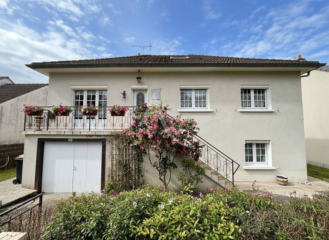 Maison à NOUAN-LE-FUZELIER