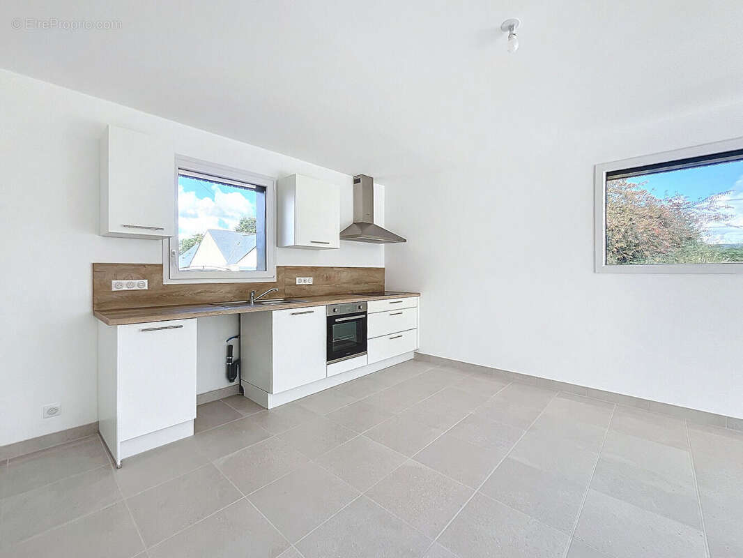 Maison à SAINT-PIERRE-DE-PLESGUEN