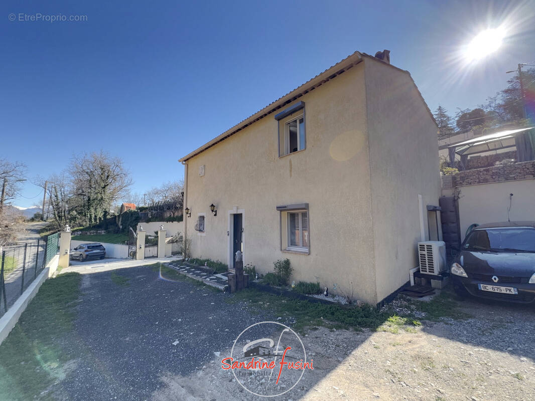 Maison à BOUYON