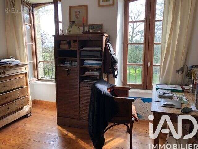 Maison 70 m² à Saint-Segal  - photo 5