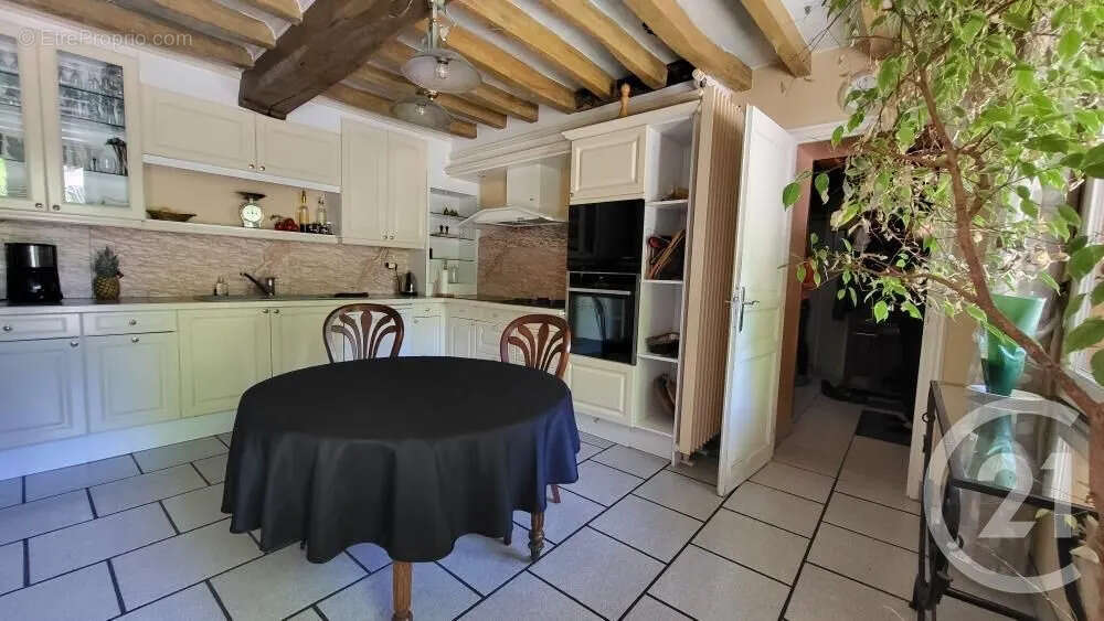 Maison à COURCELLES-LES-GISORS