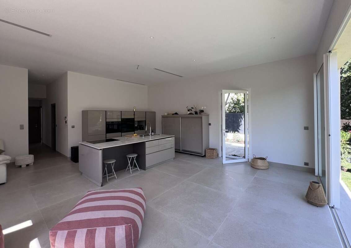 Maison à CAGNES-SUR-MER