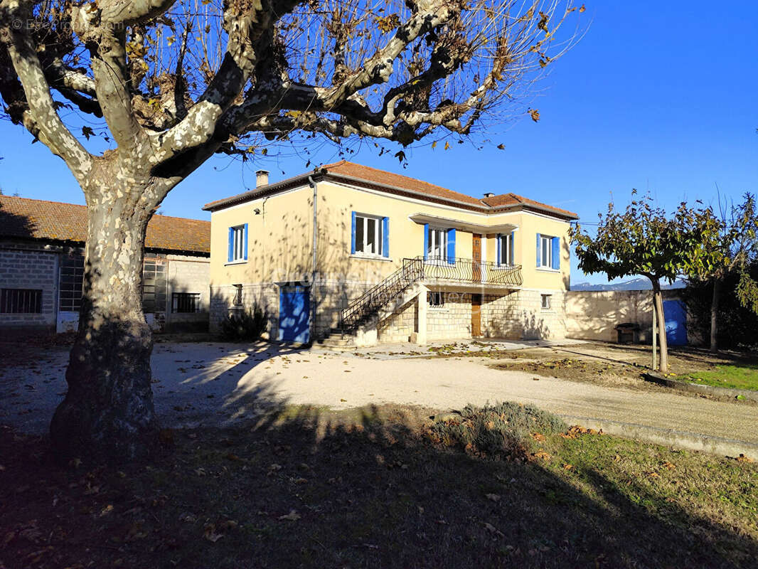 Maison à JONQUIERES