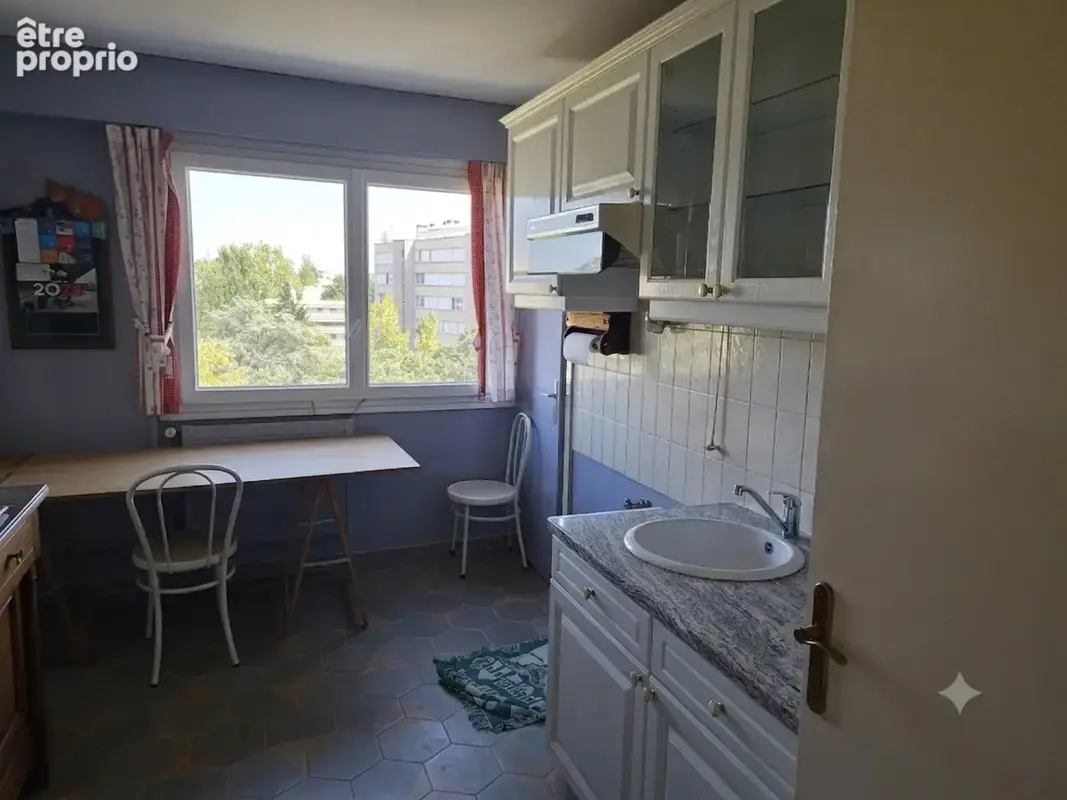 appartement T 5 traversant Est/ Ouest avec vue sur les monts du lyonnais - photo 12