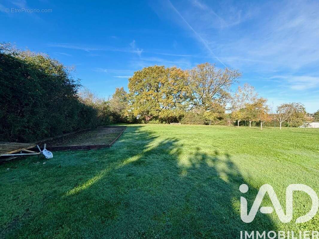 Photo 7 - Terrain à LE BLANC