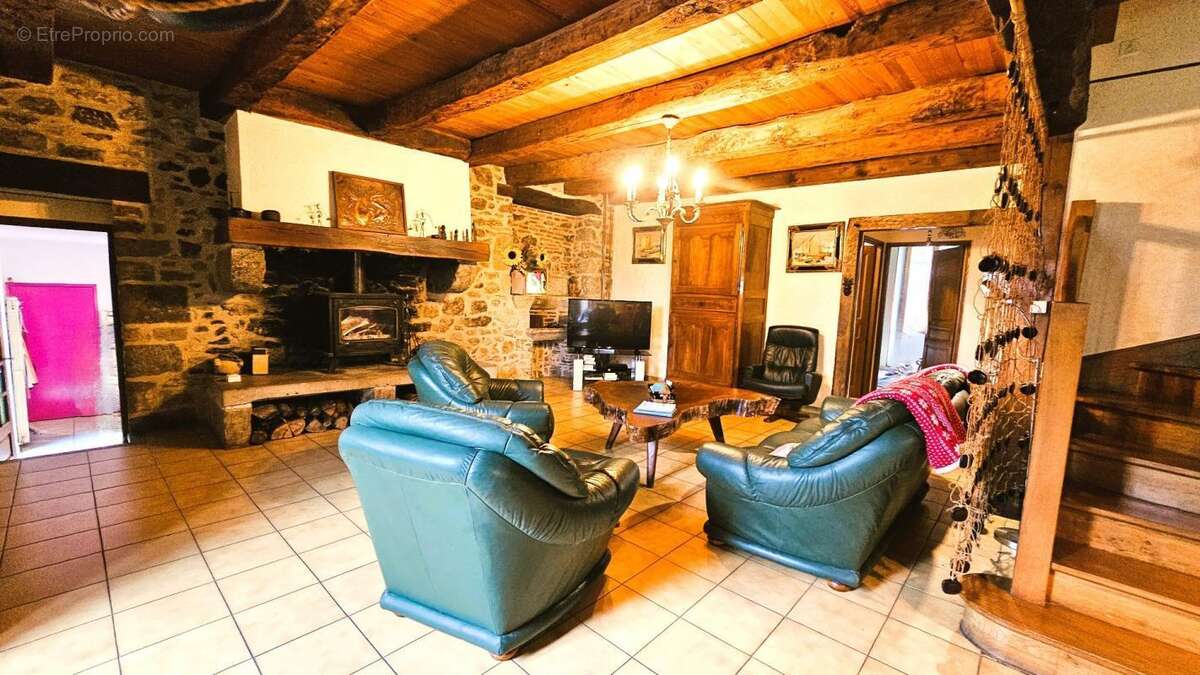 Maison à VAREN